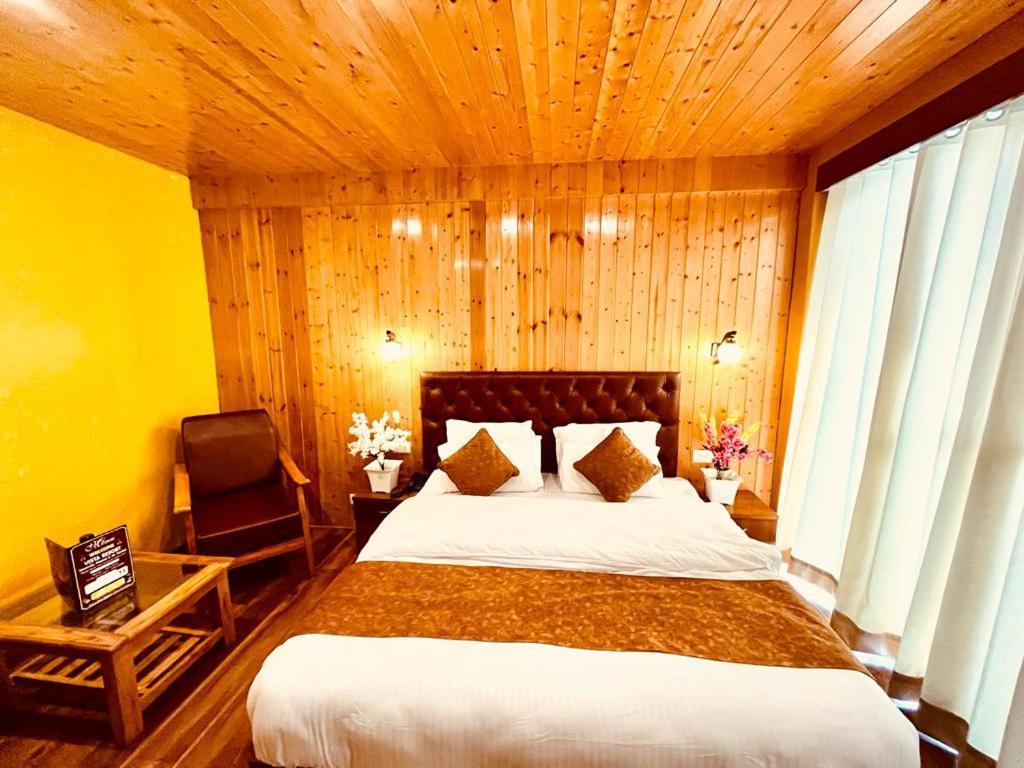 Tata Vista Resort Mall Road Manali - Centrally Heated & Air Cooled Экстерьер фото